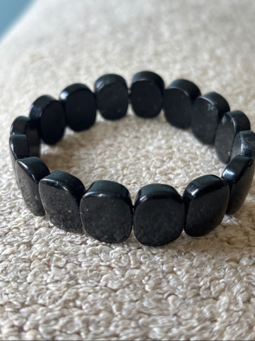🟨Brand New Elgent Polished Black Onyx Eastic Bracelet, Unisex